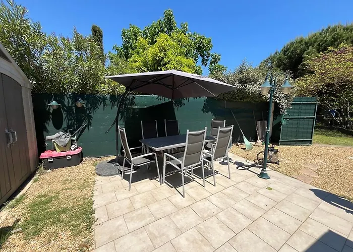 Confort 6 Personnes Proche Des Plages - V0850 * Vias