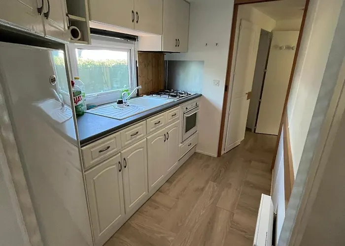 Confort 6 Personnes Proche Des Plages - V0850 Vias